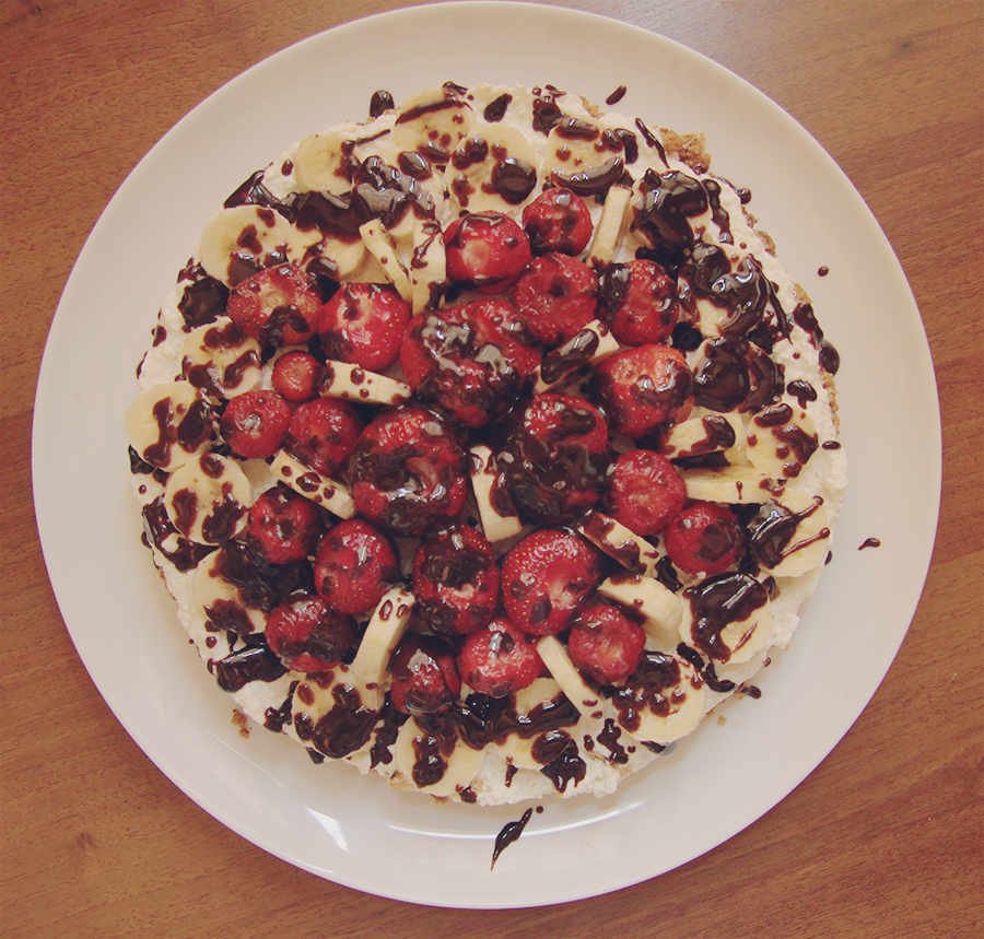 chocolate_covered_fruit_no_bake_cheesecake_2