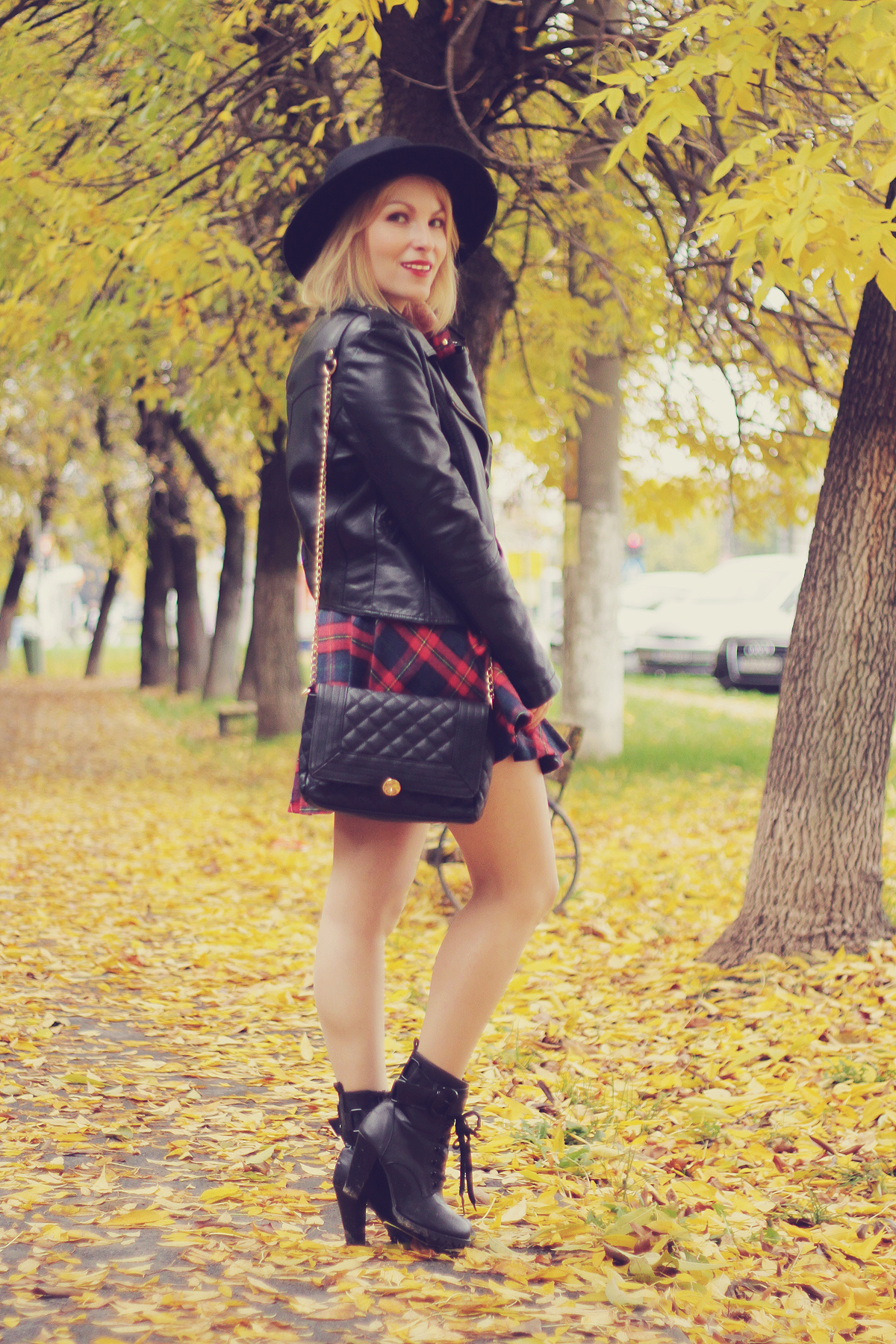 fall outfit tartan and leather
