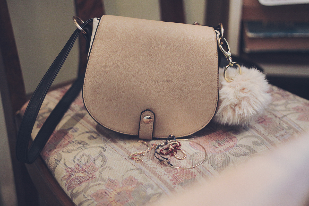cute purse with pompom