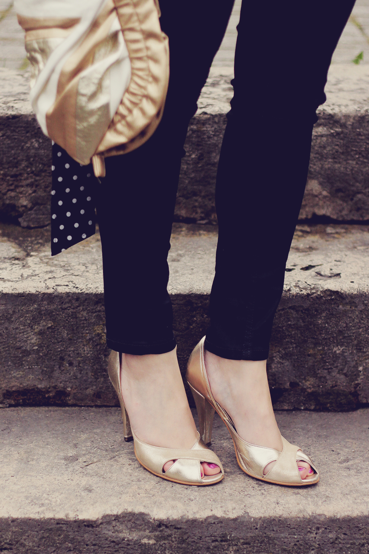 golden high heels