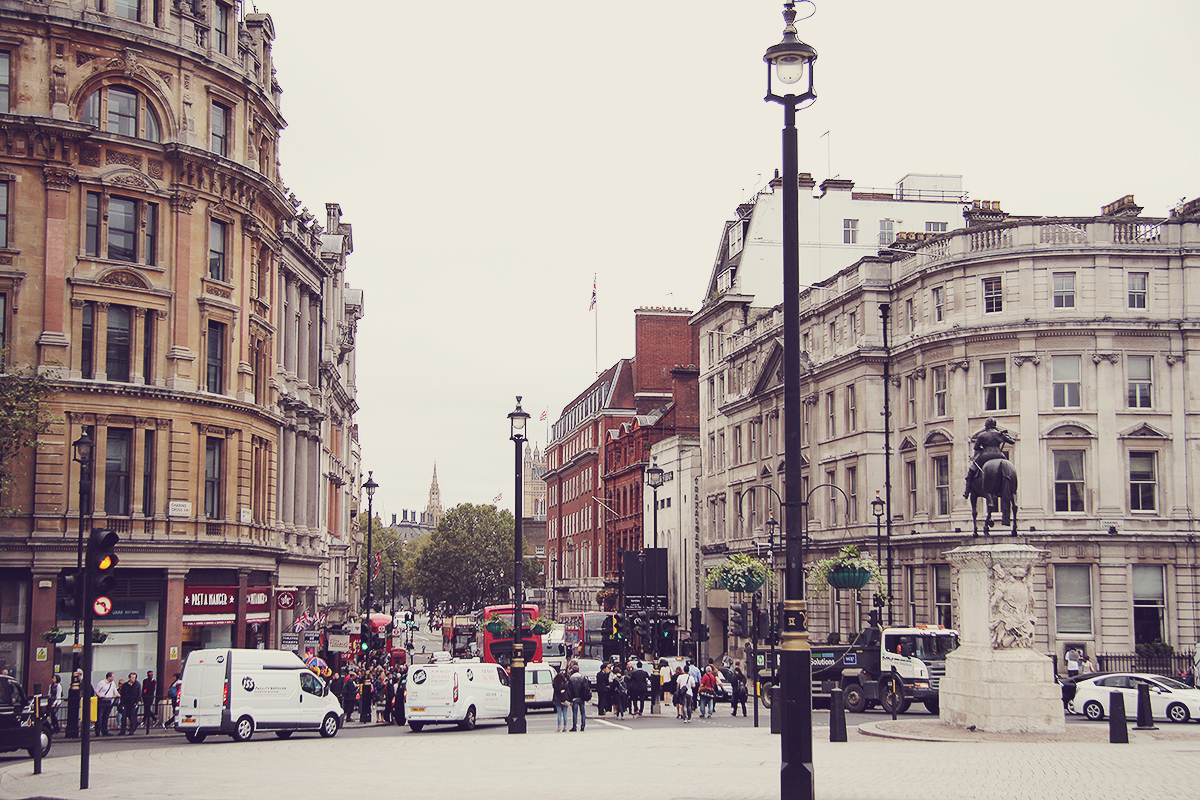 london-trafalgar-square-and-whitehall