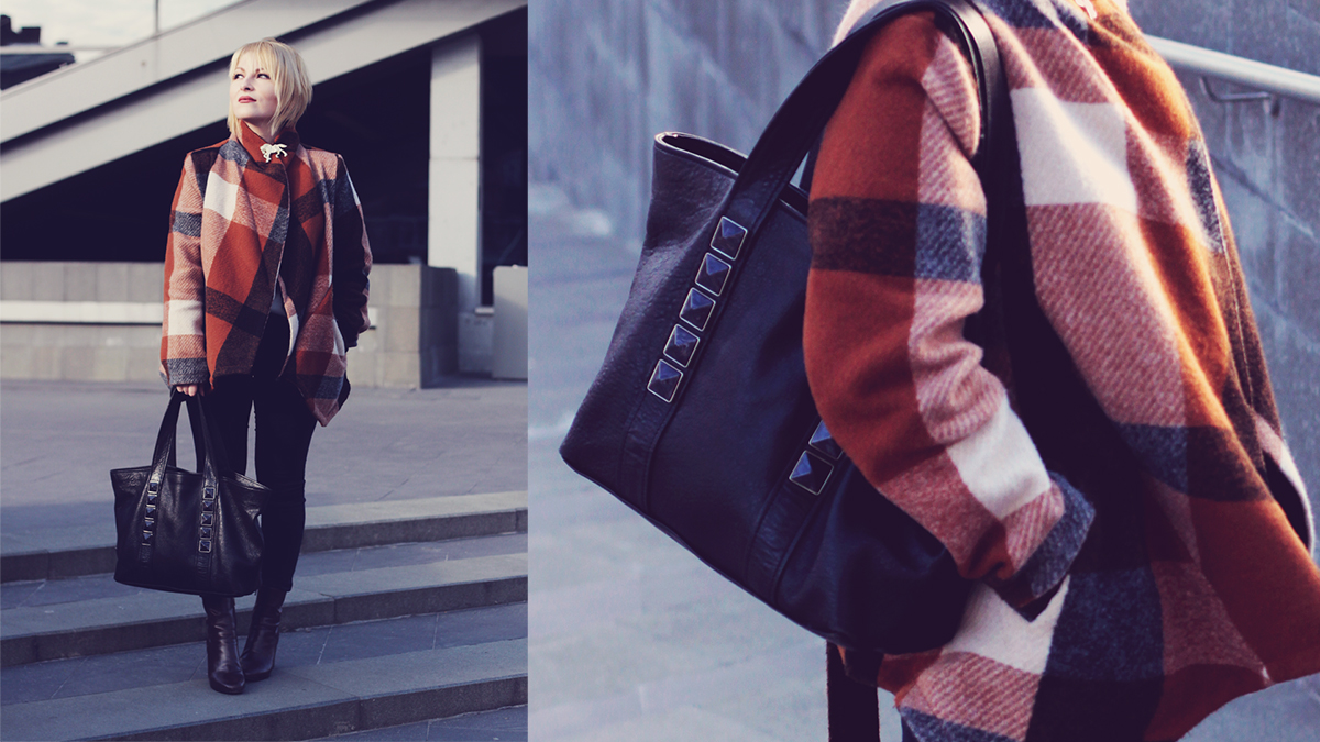 Marc Jacobs tote bag, plaid coat, big horse brooch, office look, winter fashion, jeans, boots, dapper