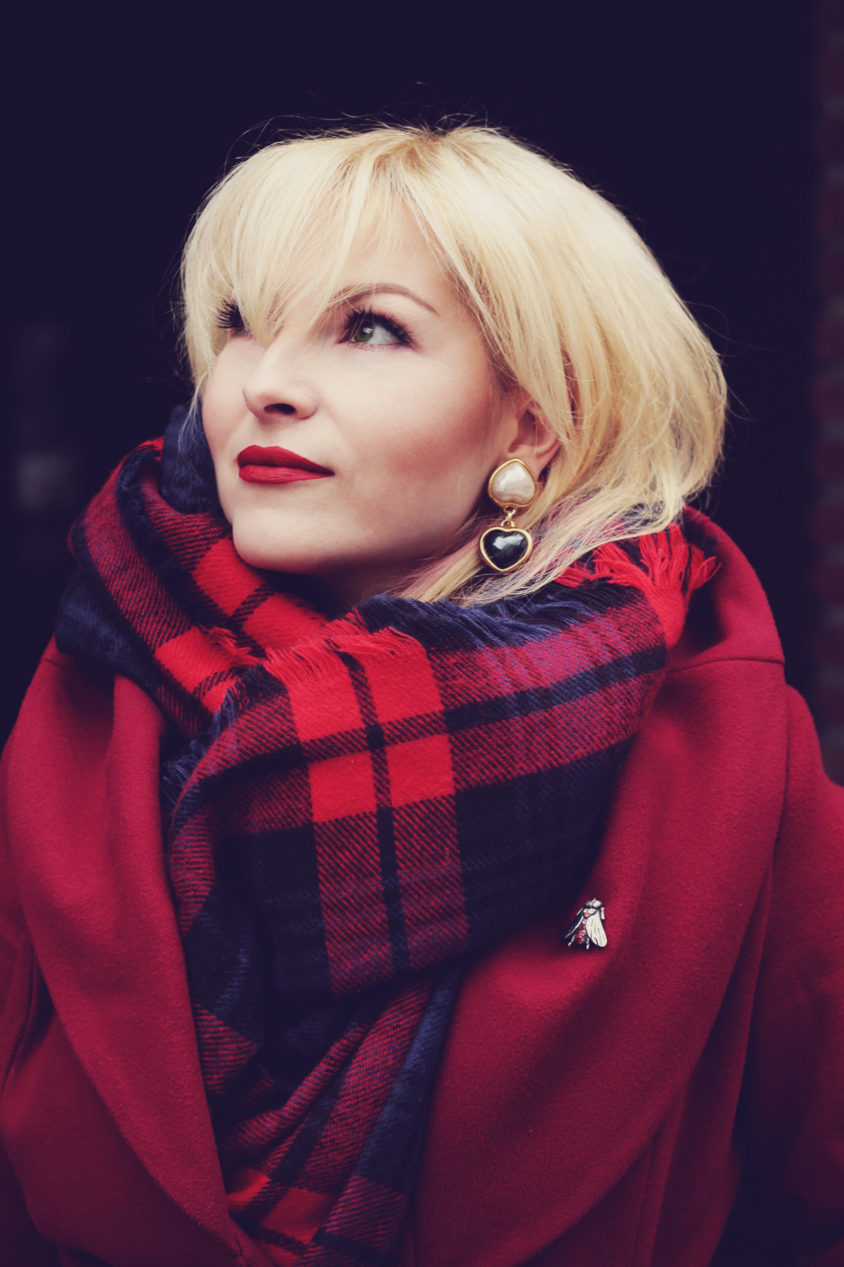 winter fashion, christmas party look, vintage earrings, vintage fly brooch, red coat, plaid winter scarf, red lipstick