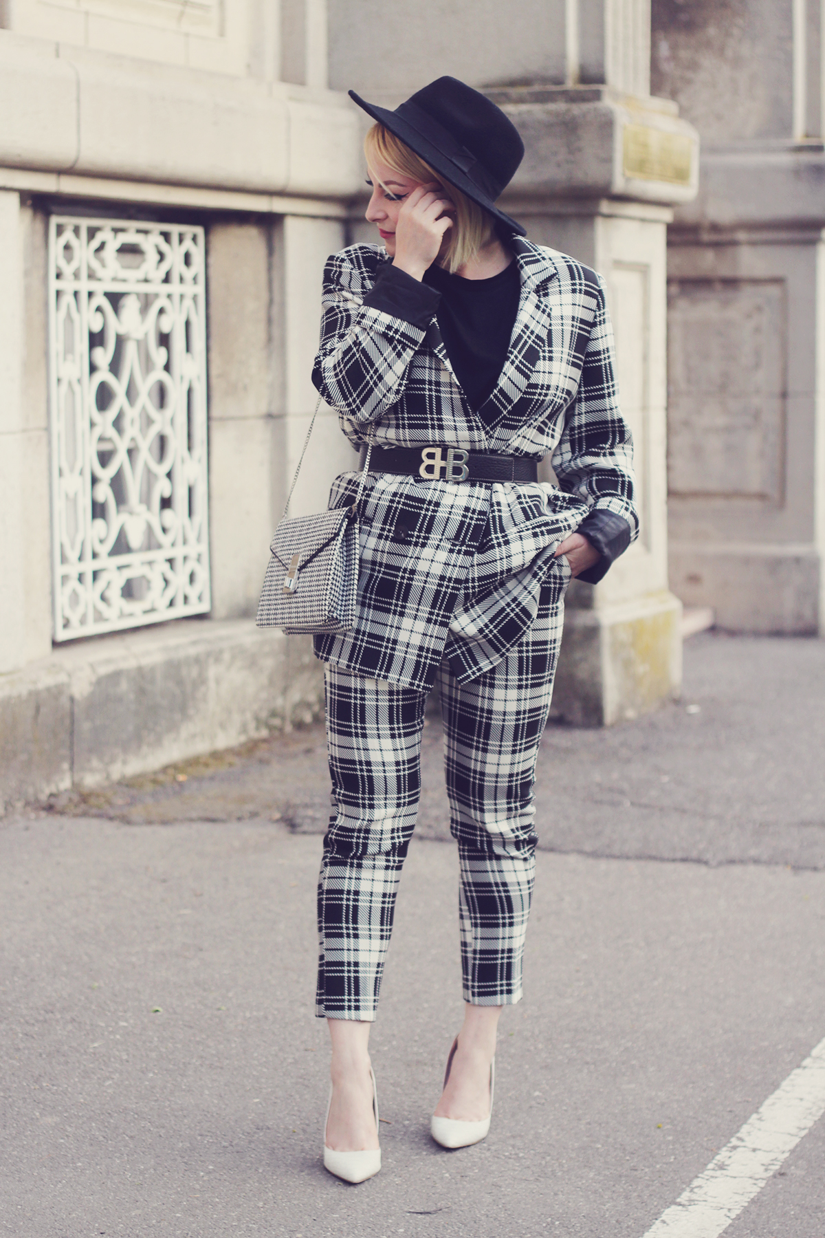black and white look, office look, Womanfashion.ro checked suit, Hugo Boss belt, fedora hat, white heels, houndstooth Dune London bag, spring, spring fashion