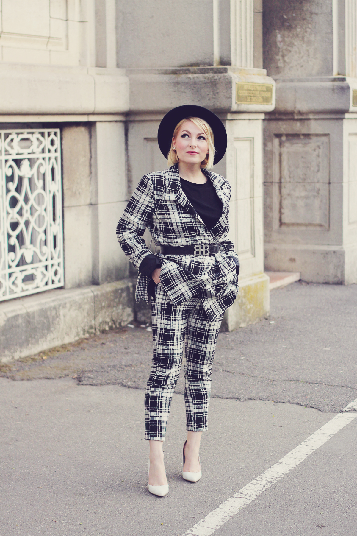 black and white look, office look, Womanfashion.ro checked suit, Hugo Boss belt, fedora hat, white heels, houndstooth Dune London bag, stud earrings, spring, spring fashion