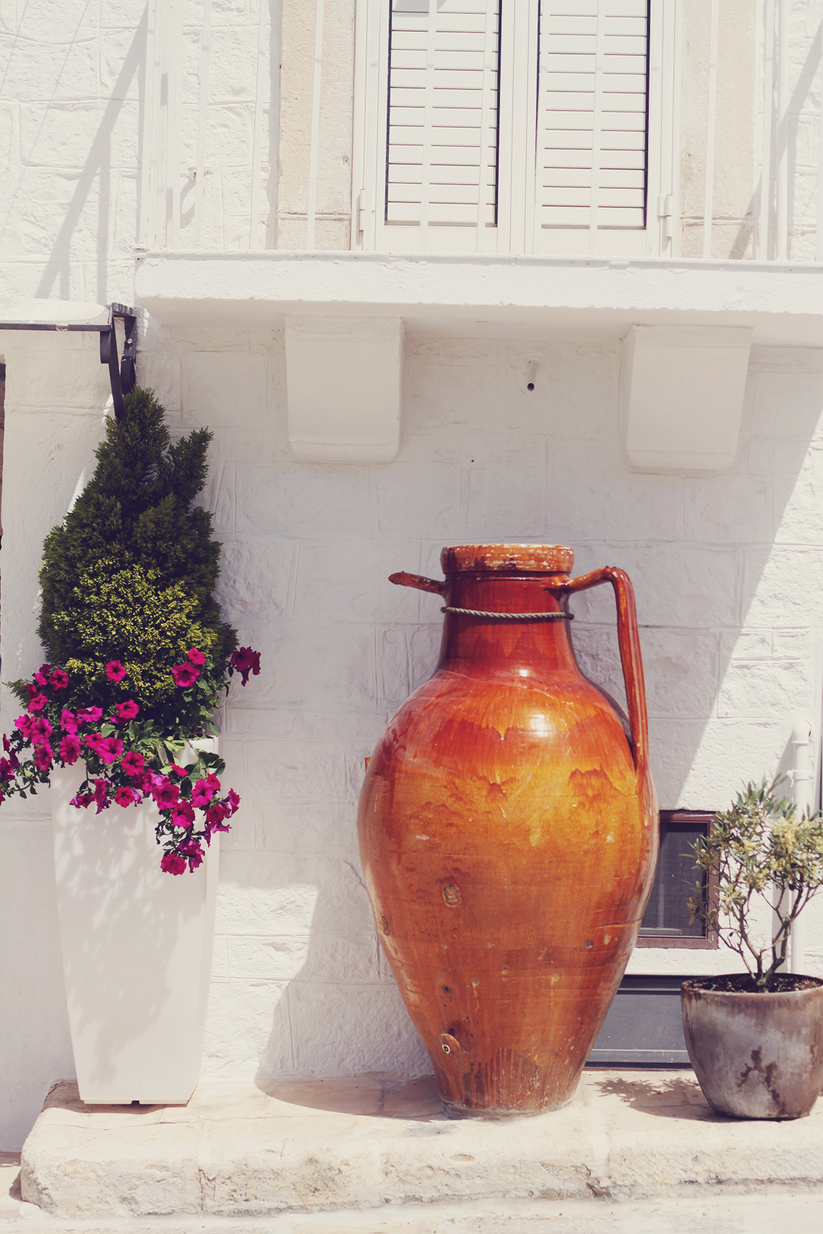 Alberobello, Italy, travel, travel tips, big ceramic container