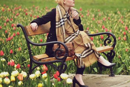 spring look, spring, Burberry cashmere scarf, Picard messenger bag, black trench coat, Ralph Lauren heels, tulips