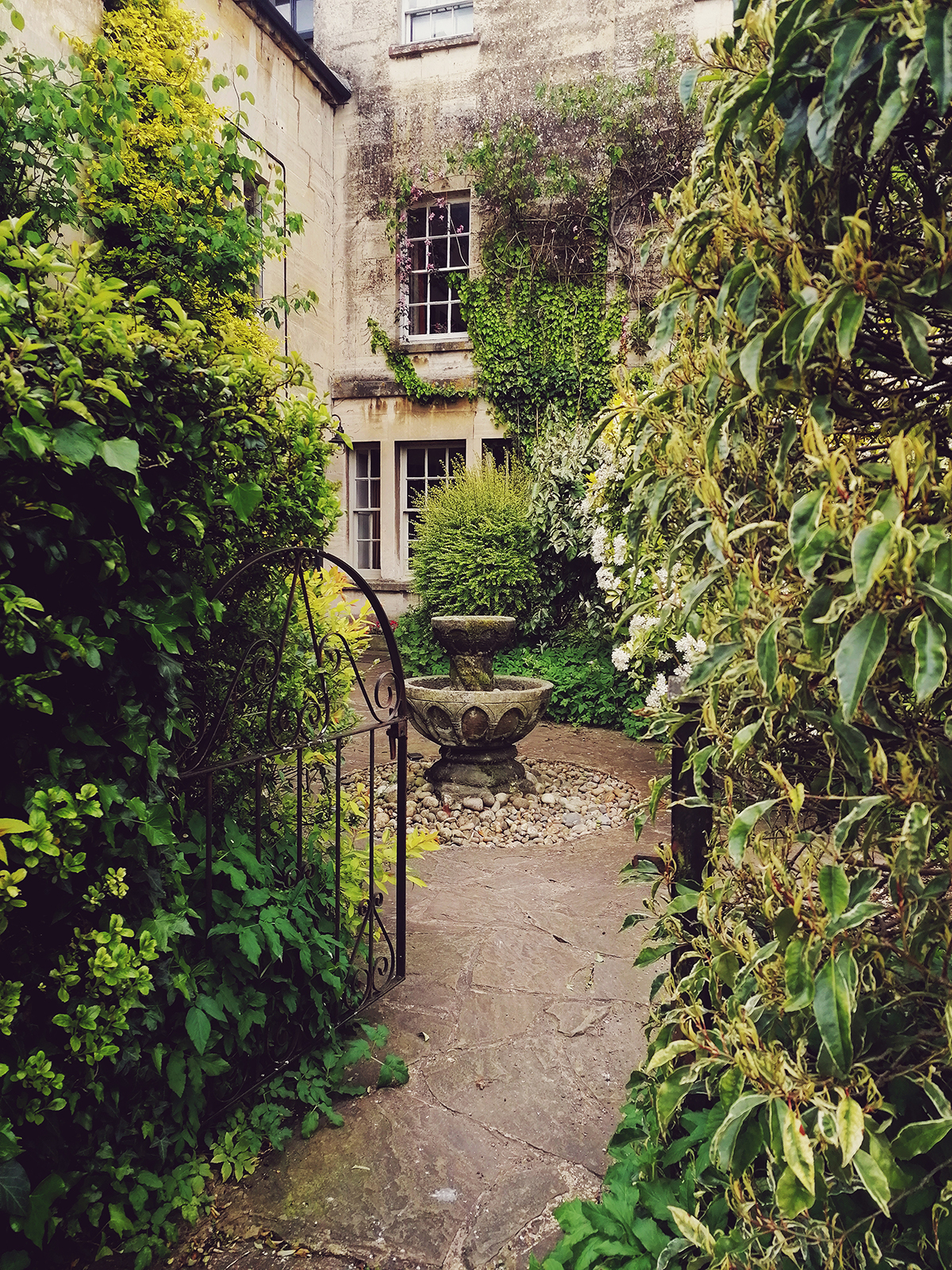 Garden in Painswick, Cotswolds